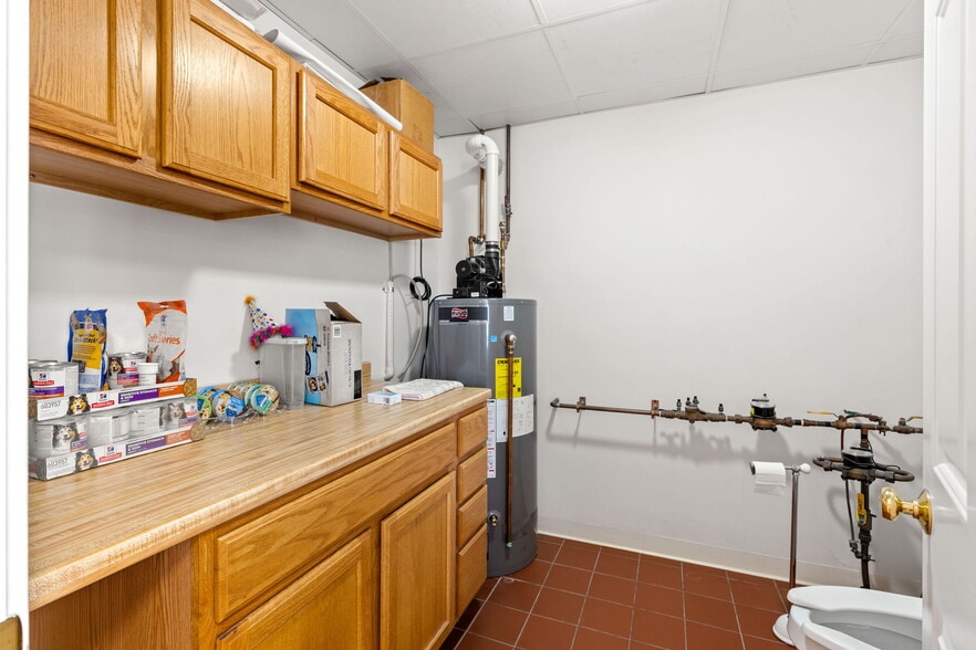 More Photos Of 112 Liberty St, Danvers Marina For Sale