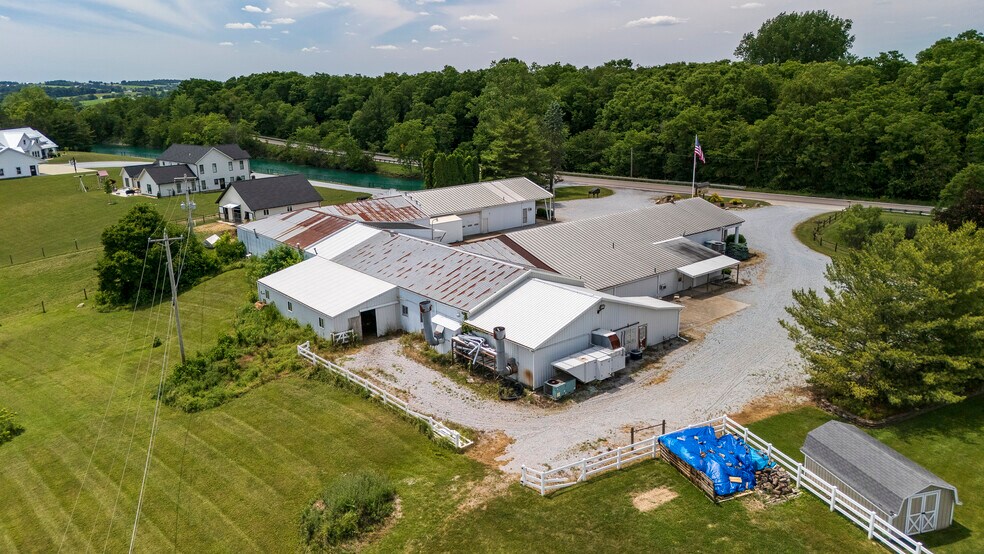 More Photos Of 9190 Massillon Rd, Dundee Warehouse For Lease