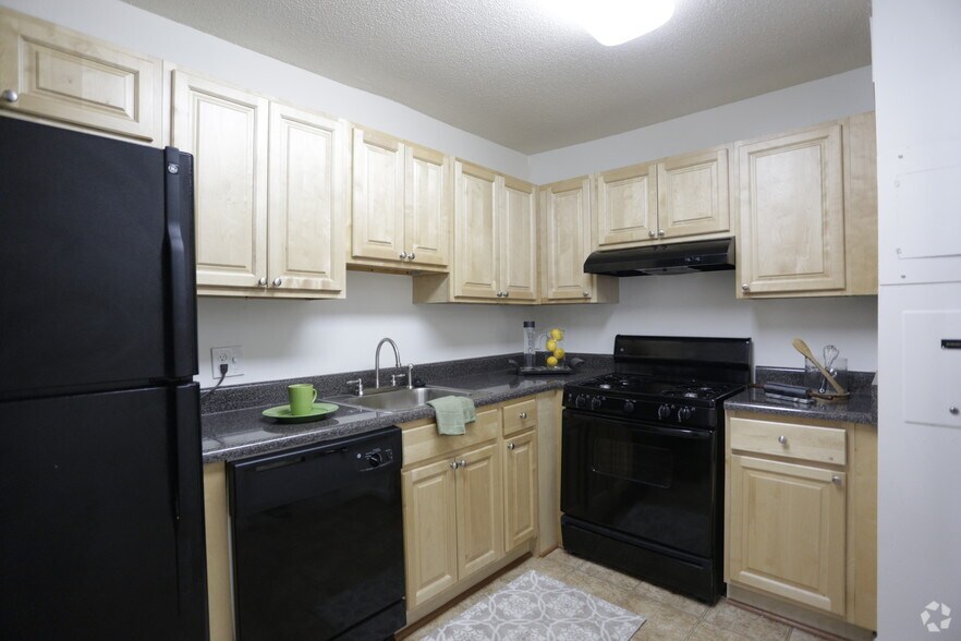 More Photos Of 3901 Suitland Rd, Suitland Apartments For Sale
