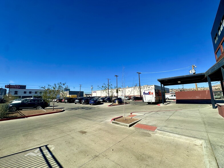 More Photos Of 1125 Texas Ave, El Paso Medical For Sale