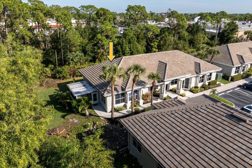 More Photos Of 13730 Cypress Terrace Cir, Fort Myers Medical For Sale