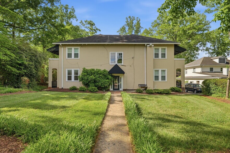 More Photos Of 916 Bromley Rd, Charlotte Apartments For Sale