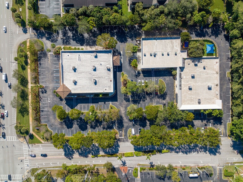 More Photos Of 8197-8199 N University Dr, Tamarac Unknown For Lease