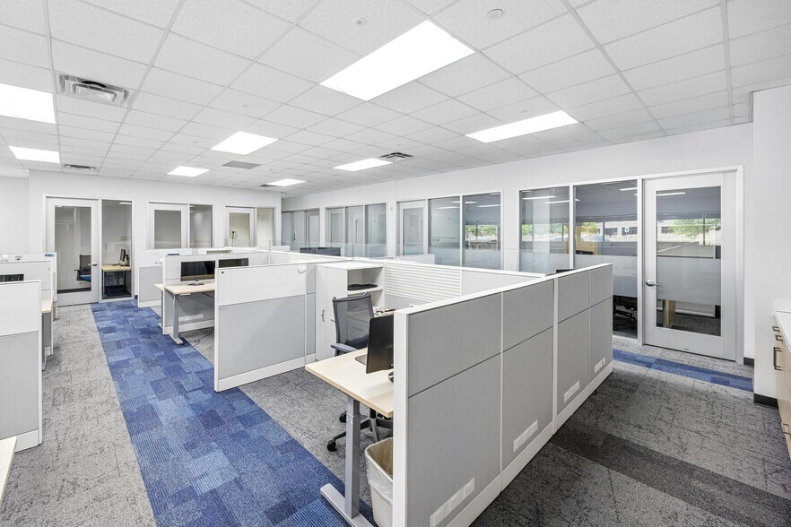 More Photos Of 880 Technology Dr, Ann Arbor Light Distribution For Lease