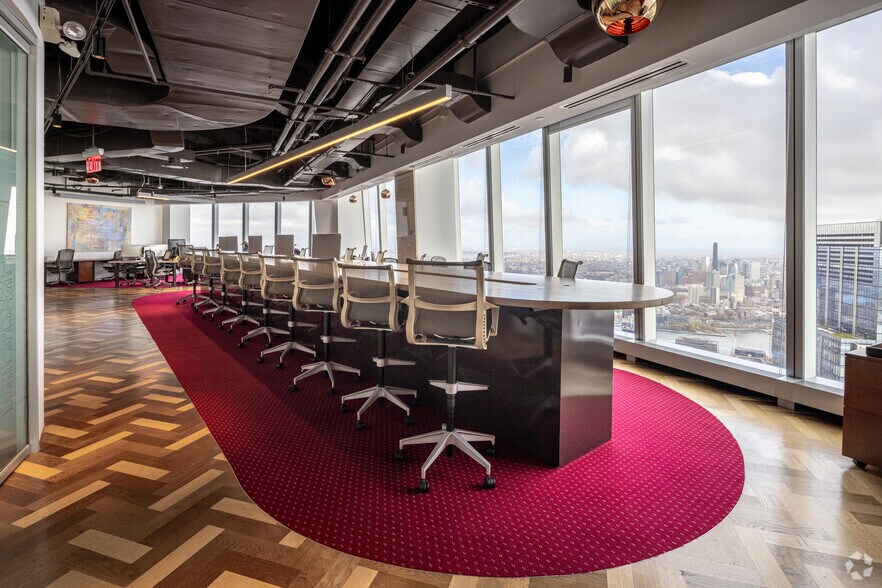 More Photos Of One World Trade Center, New York Coworking Space