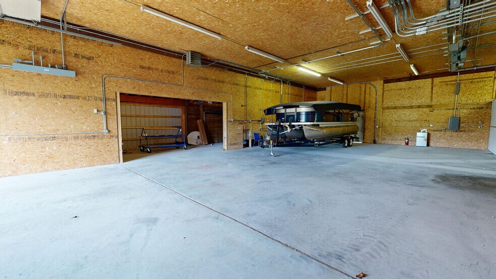 More Photos Of 3837 Sage Lake Rd, Lupton Self Storage For Sale