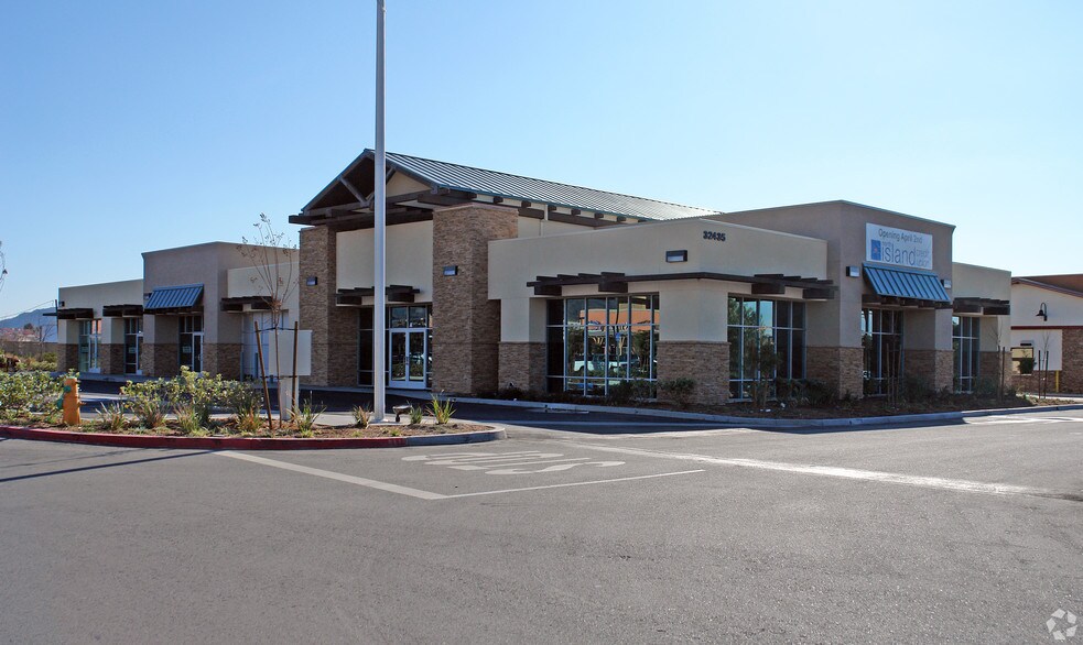 More Photos Of 32435 Temecula Pky, Temecula Freestanding For Sale