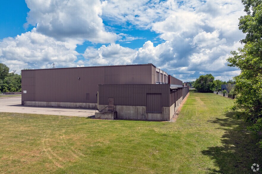 More Photos Of 936 Water St, Jackson Warehouse For Lease