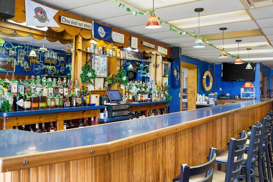 More Photos Of , Beaver Island General Retail For Sale