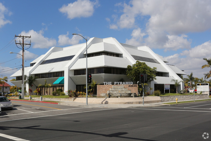 Primary Photo Of 22939 Hawthorne Blvd, Torrance Medical For Lease