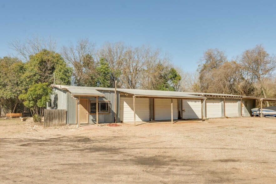 Primary Photo Of 7310 Sherwood Rd, Austin Flex For Lease