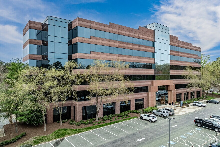 More Photos Of 6802 Paragon Pl, Richmond Coworking Space