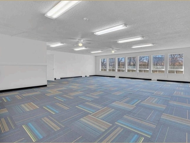 More Photos Of 205 Southbrook Pky, Kearney Daycare Center For Sale