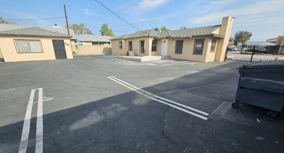 More Photos Of 1809 E Danes Dr, West Covina Storefront For Sale