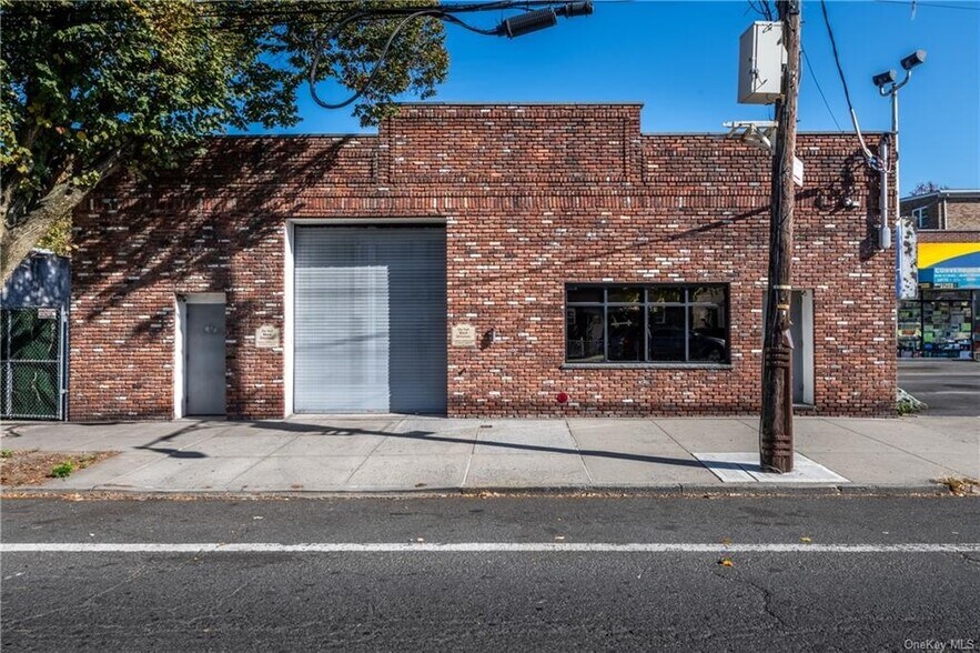 More Photos Of 412 City Island Ave, Bronx Warehouse For Sale