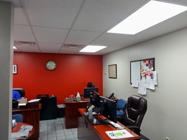 More Photos Of 1023 N Victor Ave, Tulsa Manufacturing For Sale