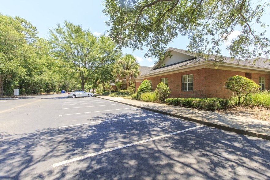 More Photos Of 4703 NW 53rd Ave, Gainesville Office For Sale