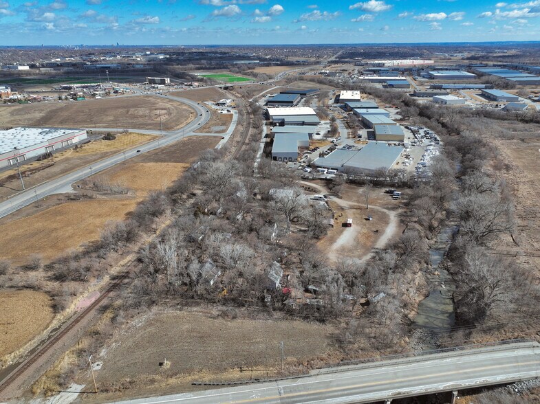 More Photos Of 12501 Old Giles Rd, La Vista Industrial For Sale