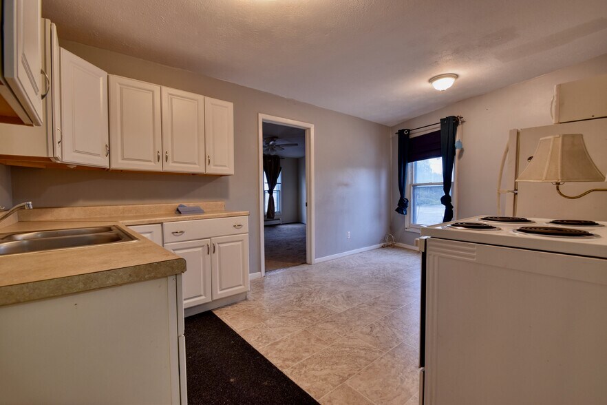 More Photos Of 4196 Main St, Perry Apartments For Sale