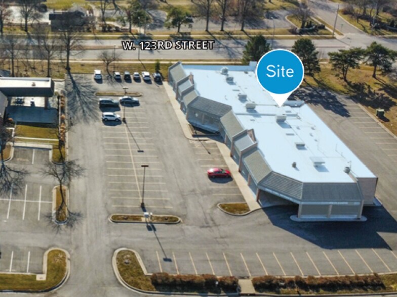 More Photos Of 12100-12260 State Line Rd, Leawood Unknown For Lease