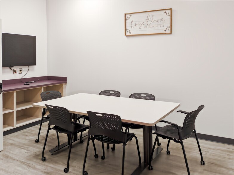 More Photos Of 40 W 2nd St, Dayton Coworking Space