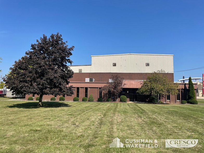 More Photos Of 9000 Brookpark Rd, Cleveland Manufacturing For Sale