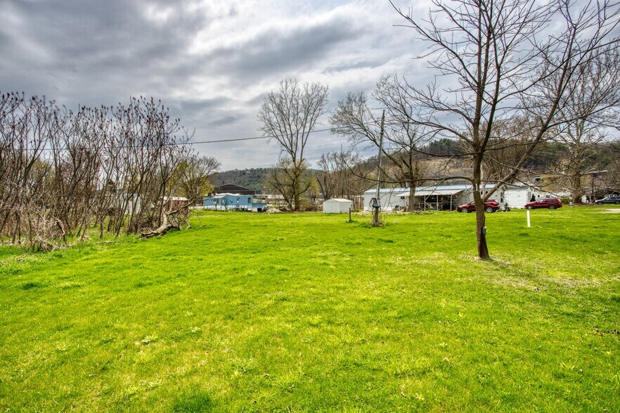 More Photos Of 9393 Carriage Dr, Lindley Multifamily For Sale