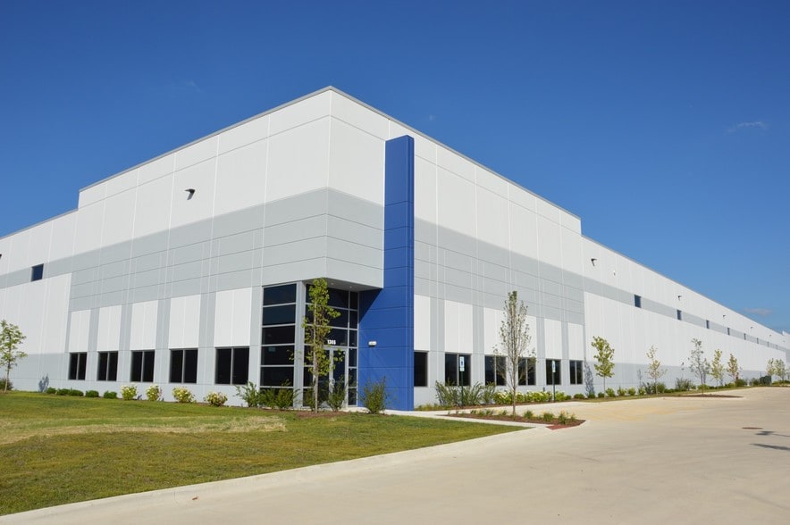 Primary Photo Of 1365-1395 Brewster Creek Blvd, Bartlett Distribution For Lease