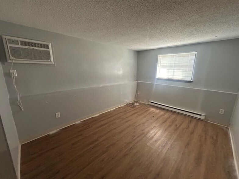 More Photos Of 5724 Glendale Dr, Lockport Apartments For Sale