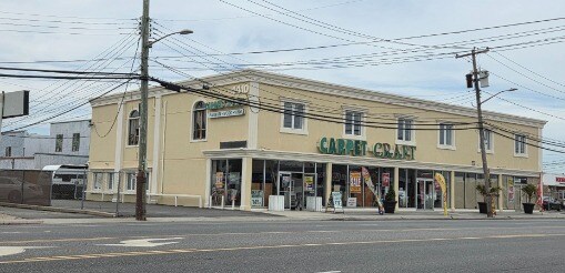 Primary Photo Of 4410 Austin Blvd, Island Park Storefront Retail Office For Sale