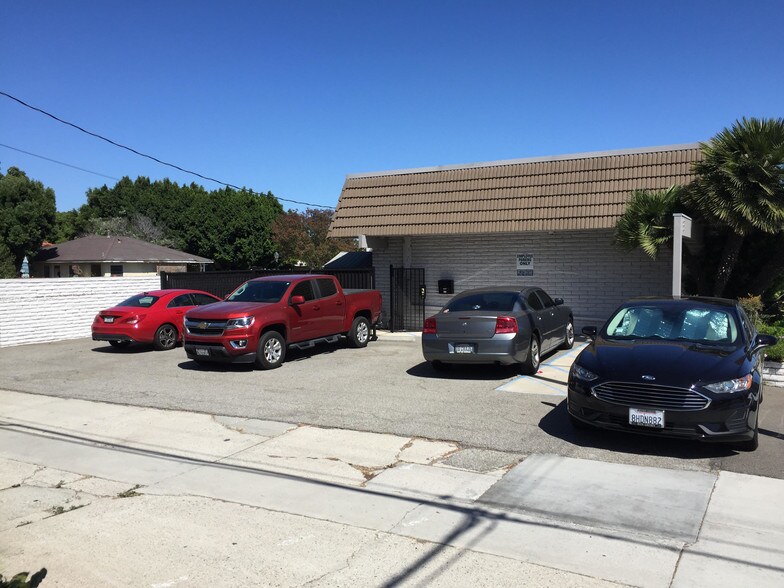 More Photos Of 1051 E Wardlow Rd, Long Beach Office For Lease