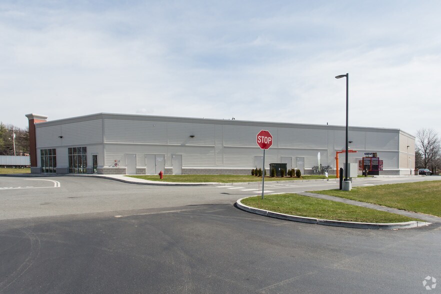 More Photos Of 206 Ballardvale St, Wilmington Freestanding For Lease