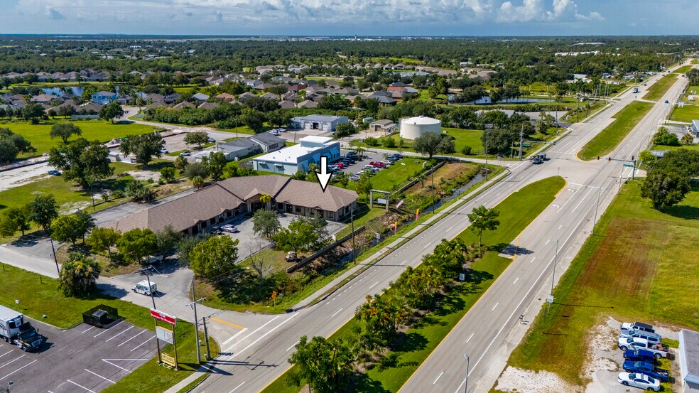 More Photos Of 5260 Duncan Rd, Punta Gorda Showroom For Sale