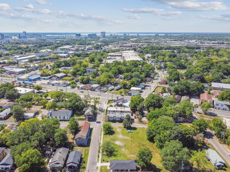 More Photos Of 1330-1334 Barnett St, Jacksonville Apartments For Sale