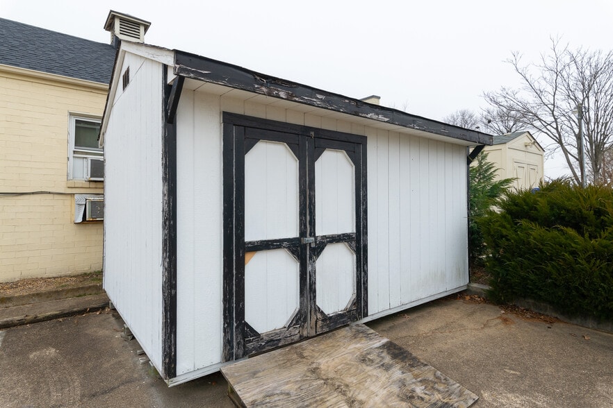More Photos Of 1802 Augustine Ave, Fredericksburg Office Residential For Lease
