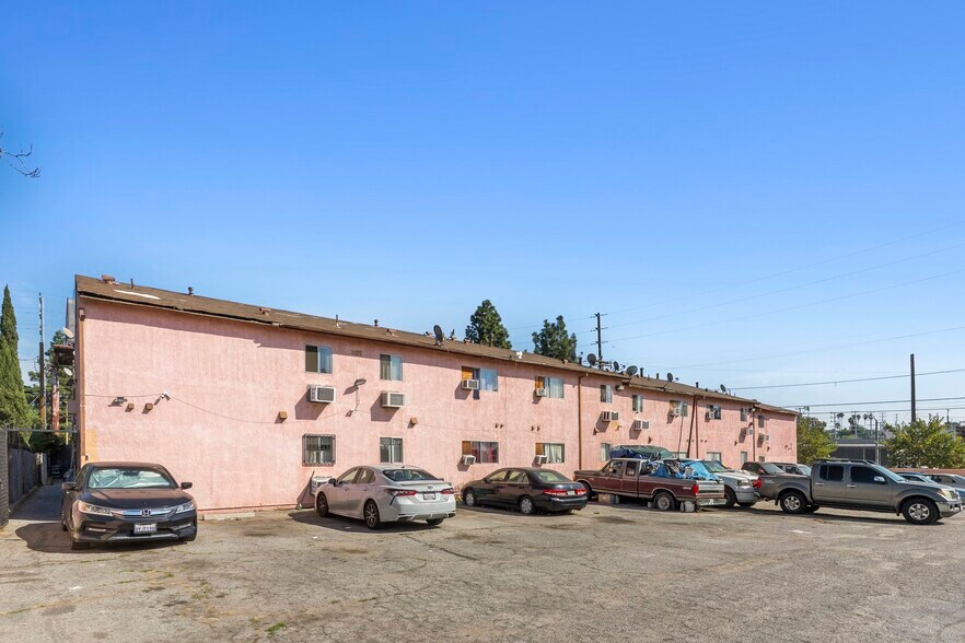 More Photos Of 12661 Pierce St, Pacoima Apartments For Sale