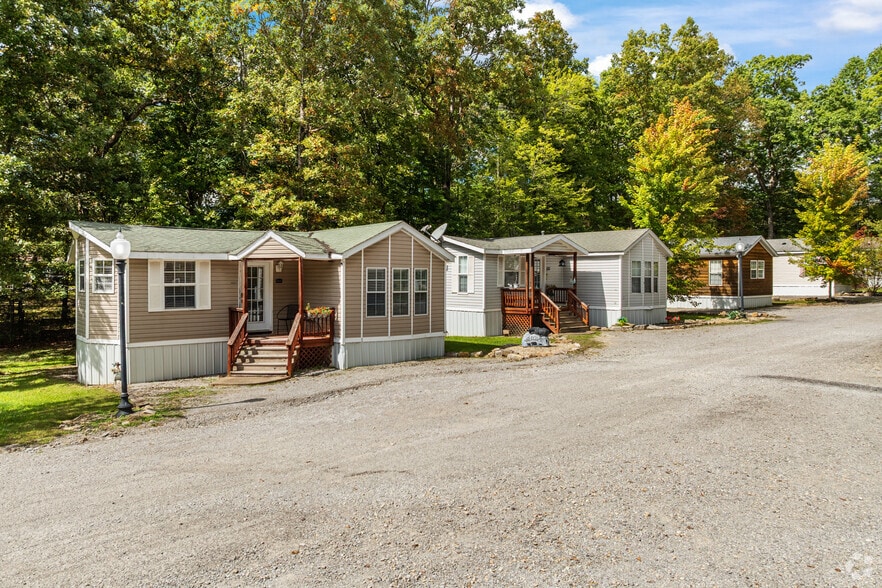 More Photos Of 11845 US 41 St, Monteagle Trailer Camper Park For Sale