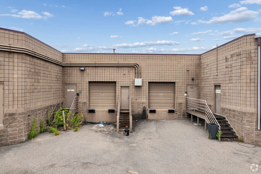 More Photos Of 343 E 82nd St, Chaska Warehouse For Sale