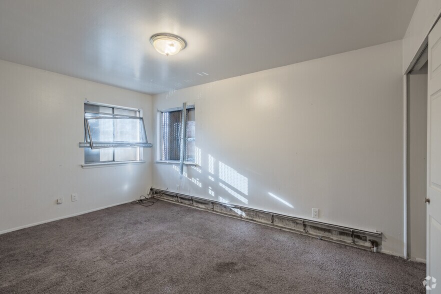 More Photos Of 9001 Southfield Fwy, Detroit Apartments For Sale