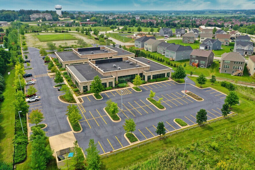 More Photos Of 320 Cardinal Dr, St Charles Medical For Lease