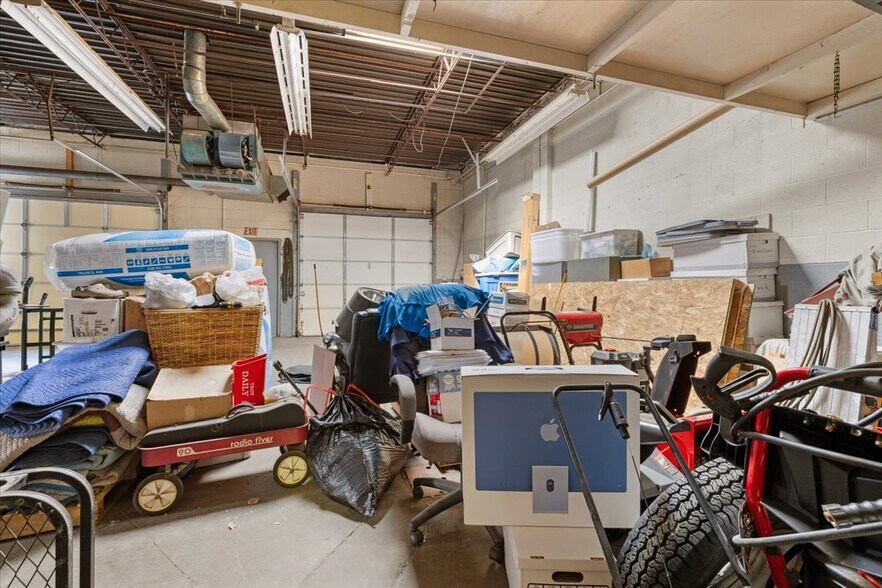 More Photos Of 115 Commercial St, Dayton Warehouse For Sale