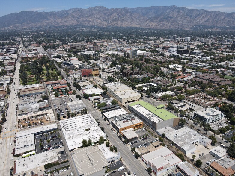 More Photos Of 442 S Raymond Ave, Pasadena Office For Sale