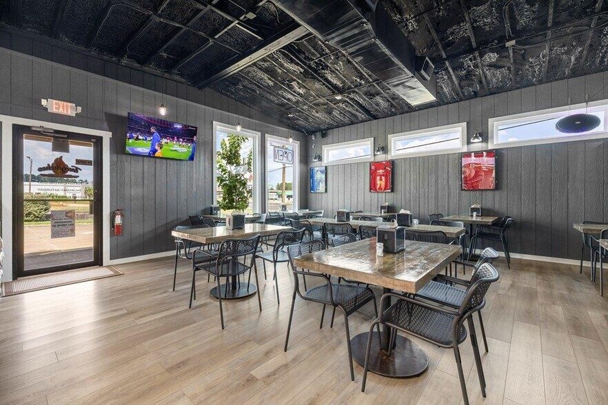 More Photos Of 3512 South St, Nacogdoches Fast Food For Sale