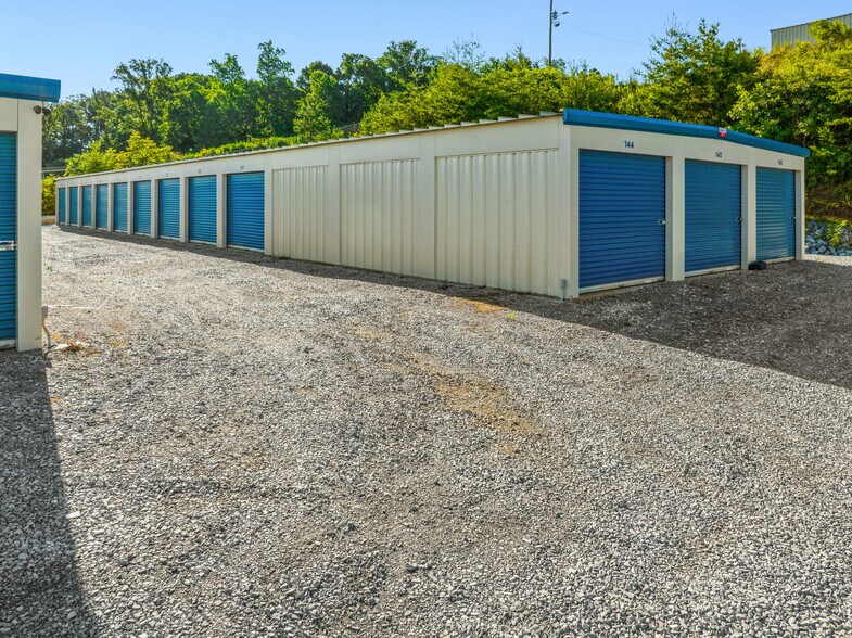More Photos Of , Clarksville Industrial For Sale