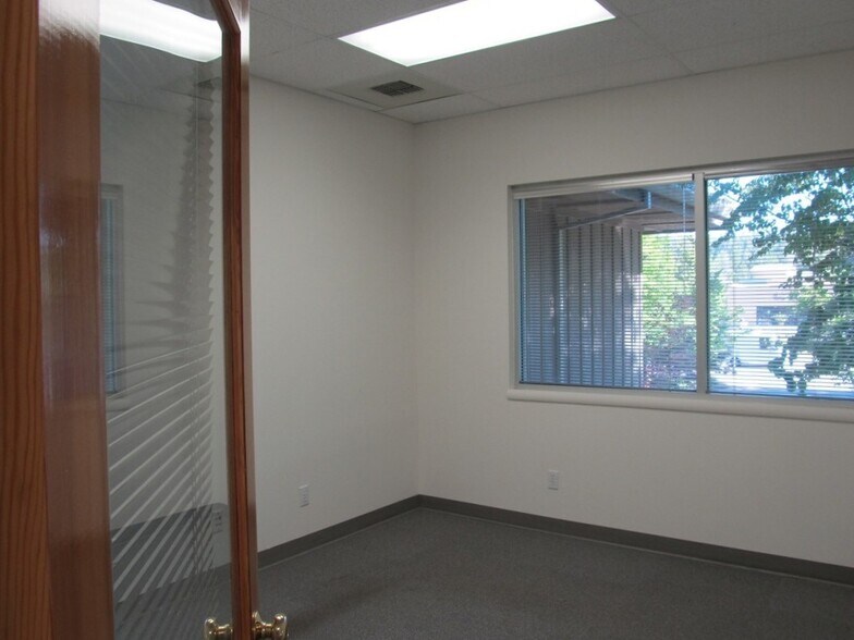 More Photos Of 375 Brunswick Rd, Grass Valley Medical For Lease