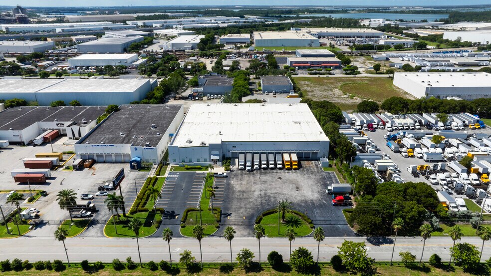 More Photos Of 12950 NW South River Dr, Miami Warehouse For Lease
