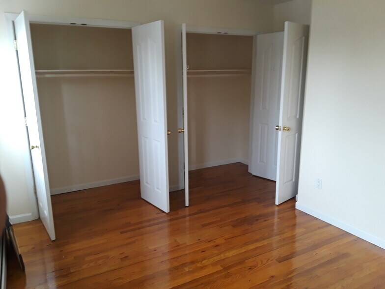 More Photos Of 9516-9518 87th St, Ozone Park Apartments For Sale