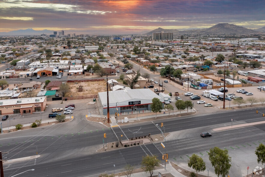 More Photos Of 131 W Grant Rd, Tucson Freestanding For Sale