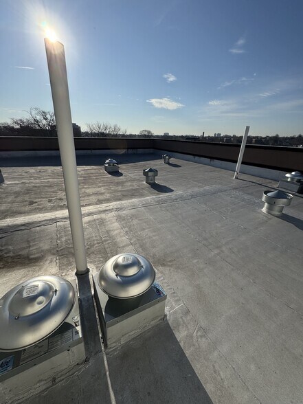 More Photos Of 3573 Laconia Ave, Bronx Apartments For Sale