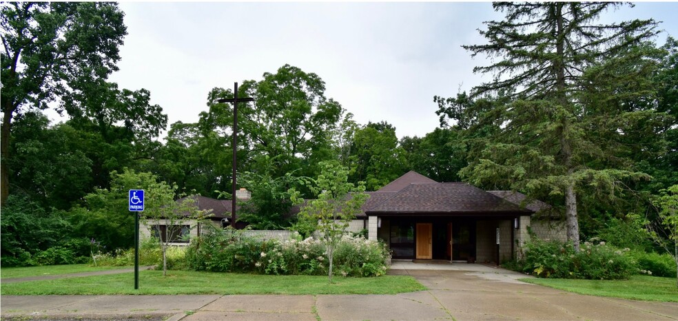 Primary Photo Of 1001 Green Rd, Ann Arbor Religious Facility For Sale